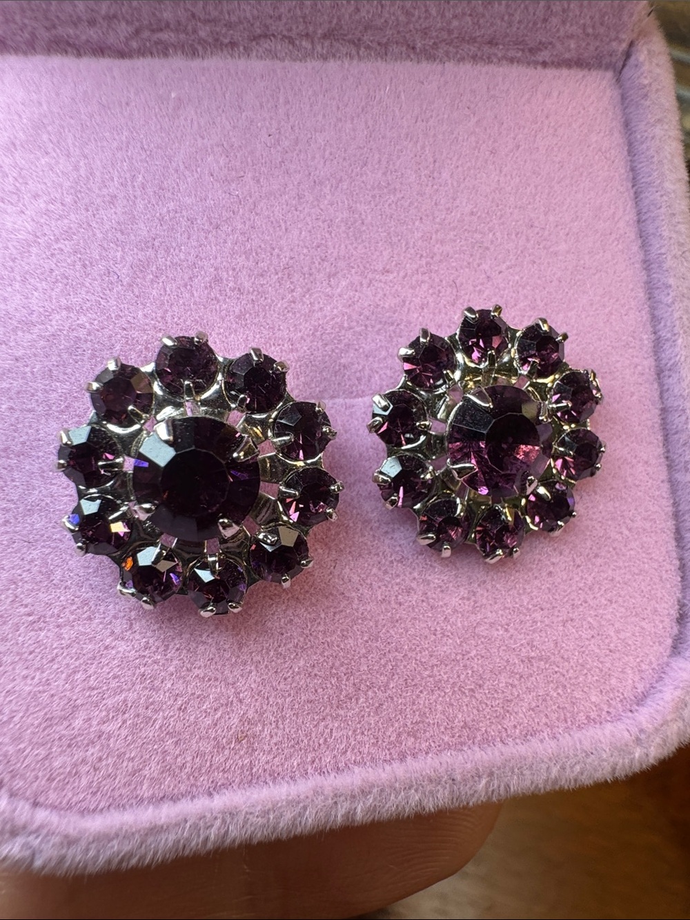 3205-Swarovski Crystal Element post earrings.‎ Velvet box included.